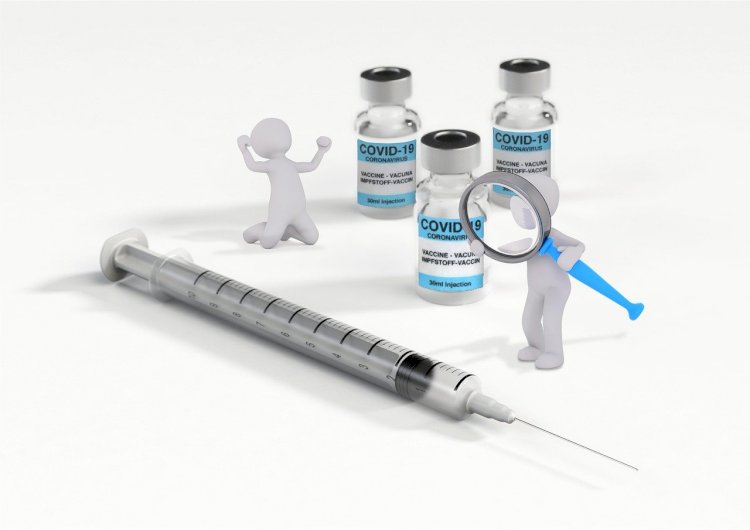 Personalul medical, primul pe lista rapelului la vaccinarea împotriva COVID-19