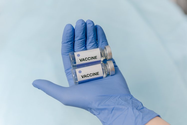 Vaccinarea împotriva COVID-19: Doza de rapel administrată din 28 septembrie în România