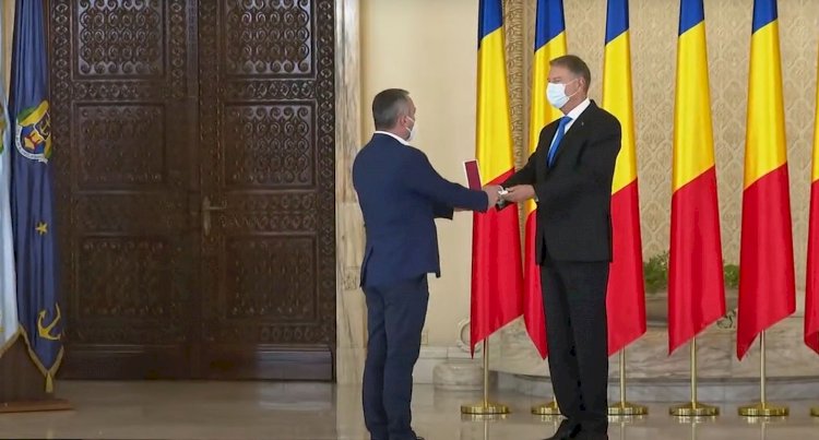 De Ziua Națională, 15 asistenți medicali decorați de președintele României . Ce mesaj are un asistent medical pentru colegii săi