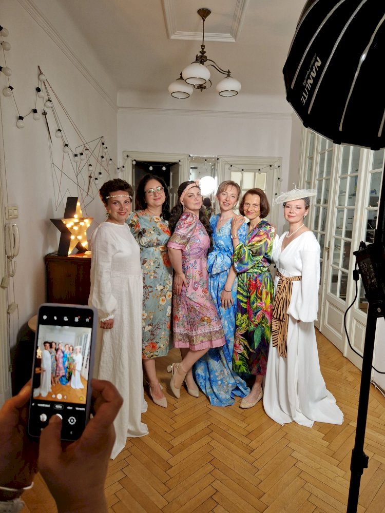 Feminitate după cancer, program dedicat femeilor diagnosticate cu cancer din România